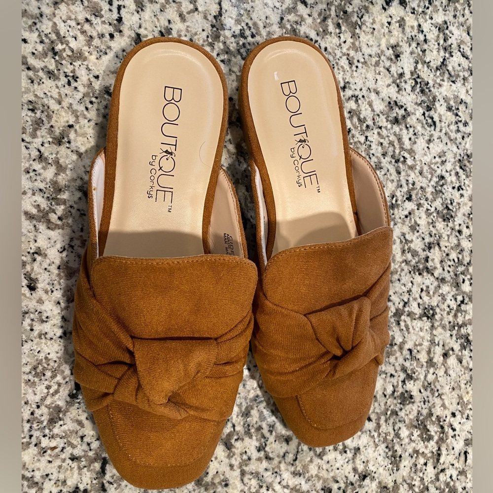 Boutique by Corkys mules